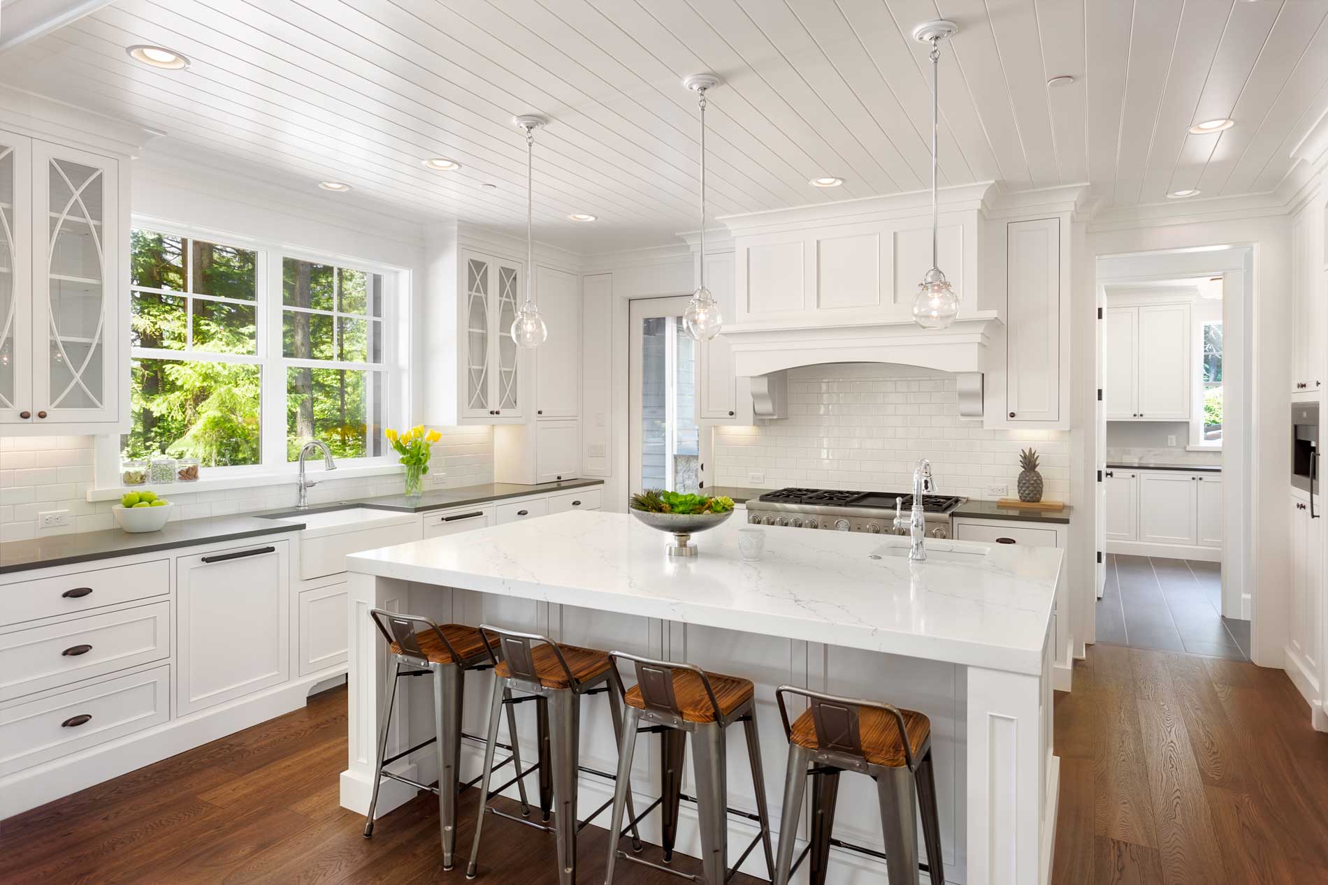 Call on Top Form Contracting in Albany OR to create the kitchen of your dreams. Whether you love to cook, entertain, or just have a beautiful space to eat with your family, your home deserves an amazing kitchen.